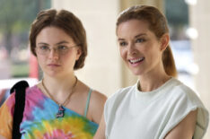 Cruel Summer, Episode 2 - Chiara Aurelia, Sarah Drew - Cindy Jeanette Meet Kate Mom