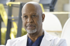 James Pickens Jr. as Richard in Grey's Anatomy - Season 17 Episode 15