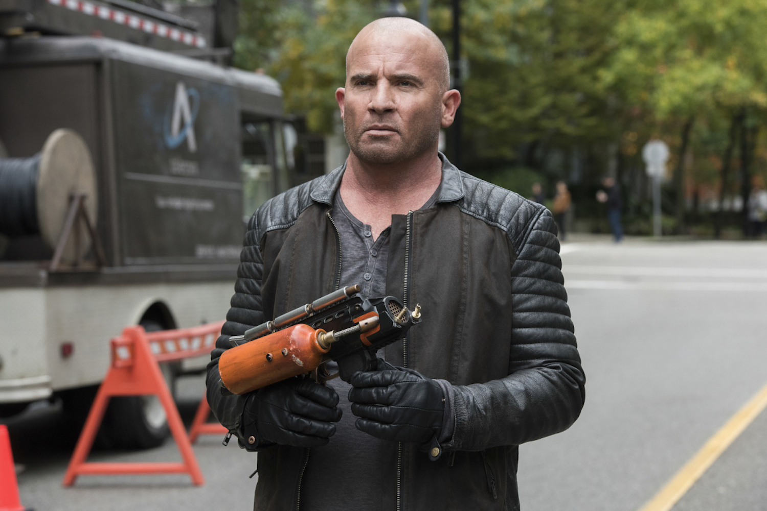 #‘Legends of Tomorrow’ Boss on Dominic Purcell’s Future as Mick Rory