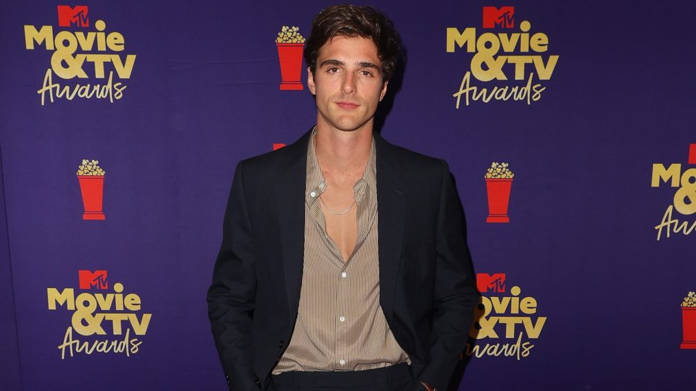 Jacob Elordi poses backstage during the 2021 MTV Movie & TV Awards