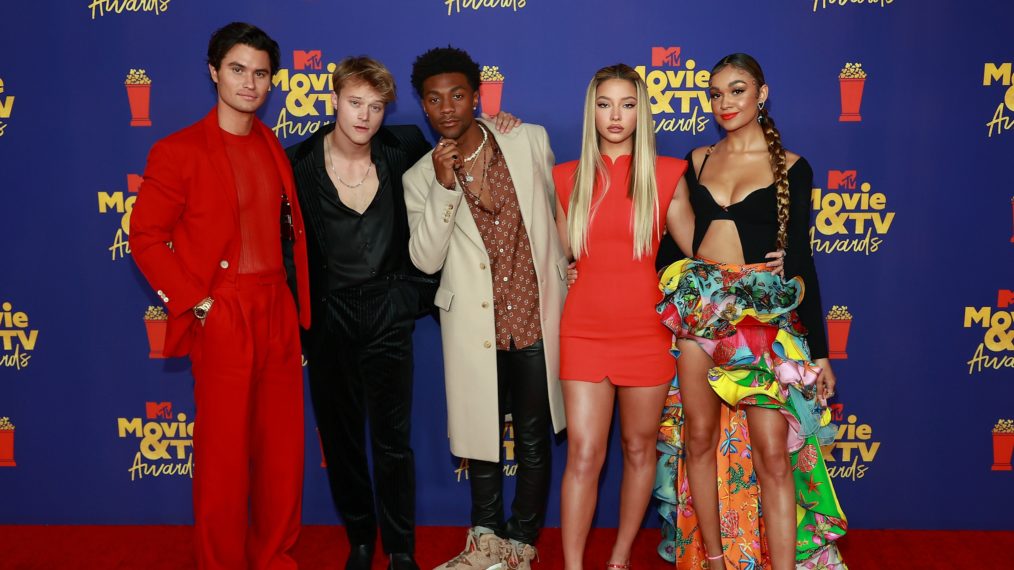 Chase Stokes, Rudy Pankow, Jonathan Daviss, Madelyn Cline, and Madison Bailey attend the 2021 MTV Movie & TV Awards