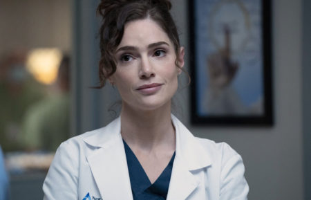 Janet Montgomery as Lauren Bloom in New Amsterdam - Season 3 Episode 11