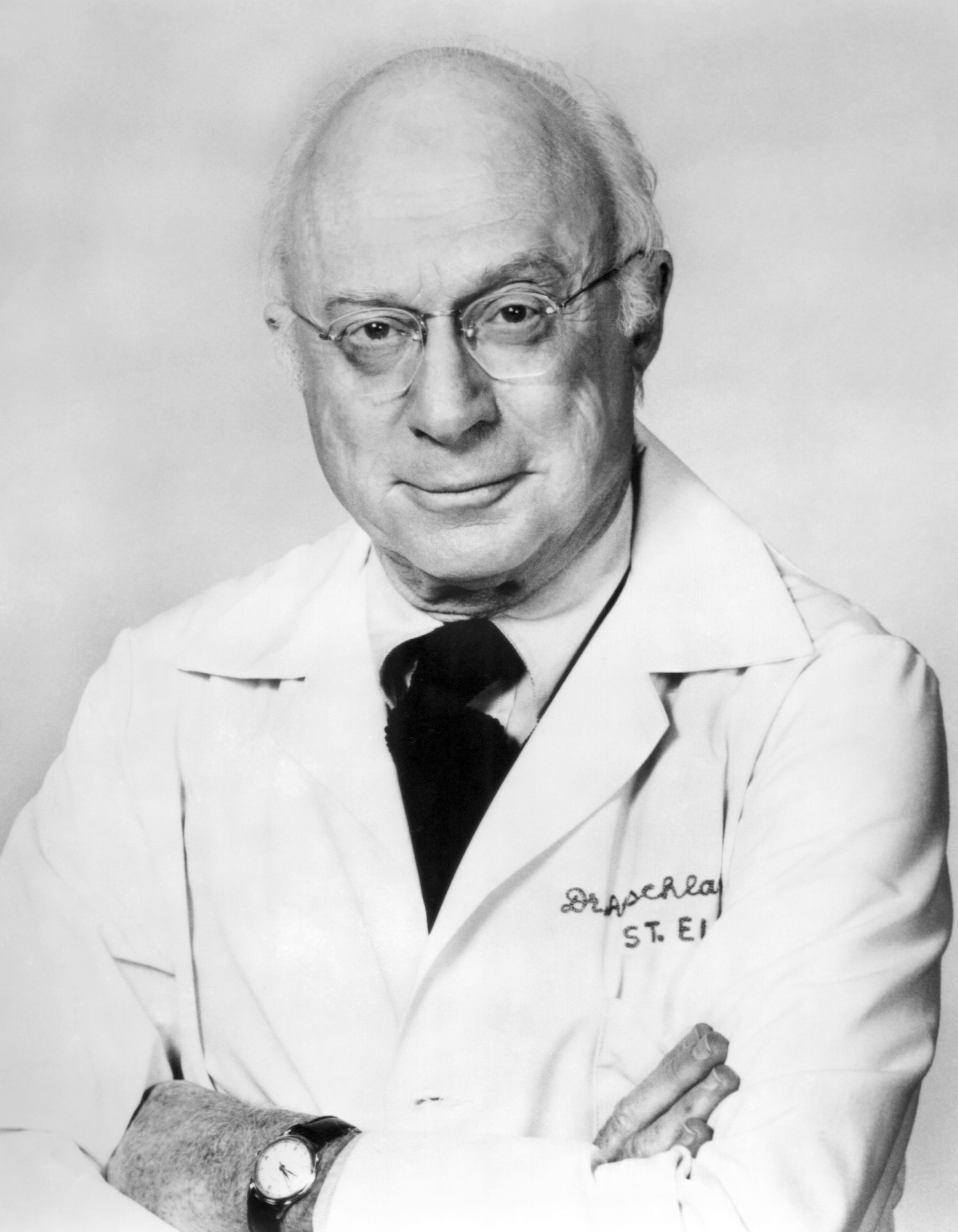 Norman Lloyd as Dr. Daniel Auschlander in St Elsewhere