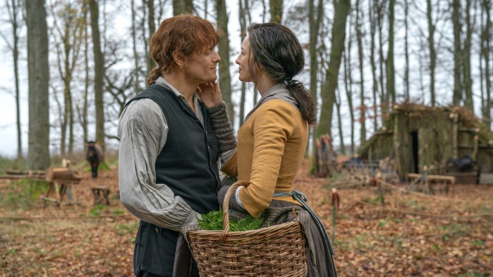 outlander season 4 sam heughan caitriona balfe