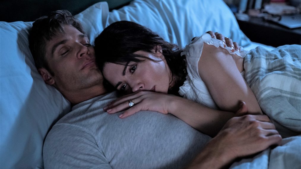 Mike Vogel and Sarah Shahi in Sex/Life