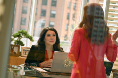 Lauren Graham as Joan in Zoey's Extraordinary Playlist - Season 2