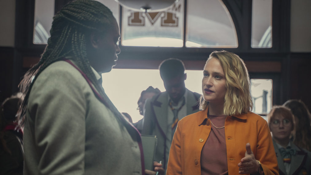 Chinenye Ezeudu as Vivienne and Jemima Kirke as Hope in Sex Education - Season 3