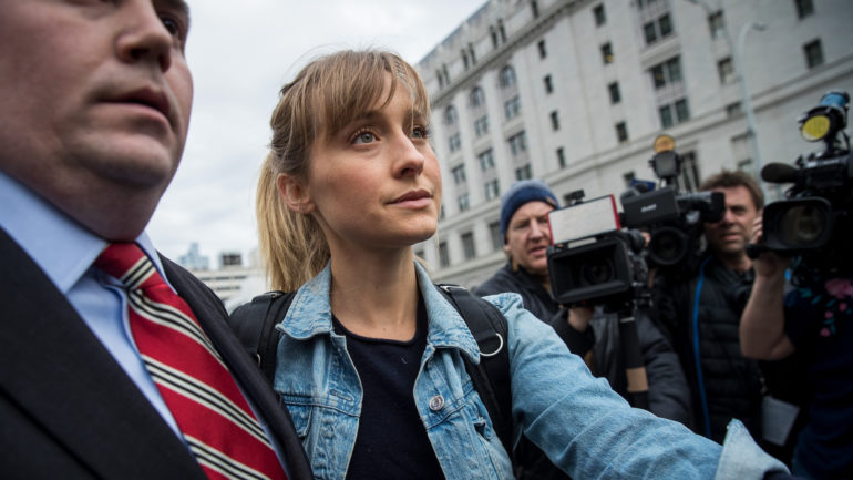 Smallville Actress Allison Mack Sentenced To 3 Years In Prison In
