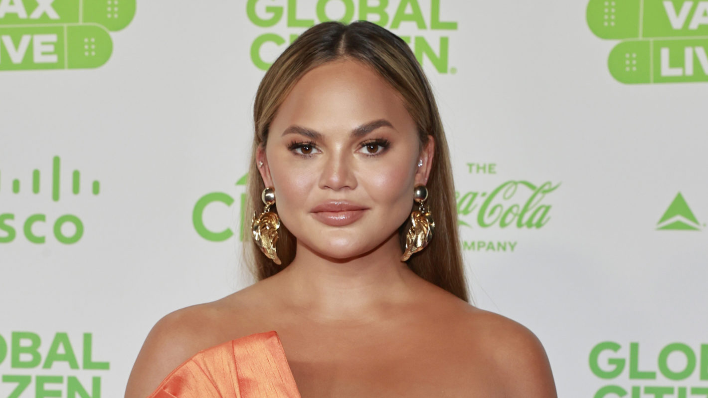 Chrissy Teigen at Concert to Reunite the World