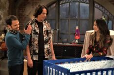 iCarly Nathan Kress as Freddie, Jerry Trainor as Spencer, and Miranda Cosgrove as Carly