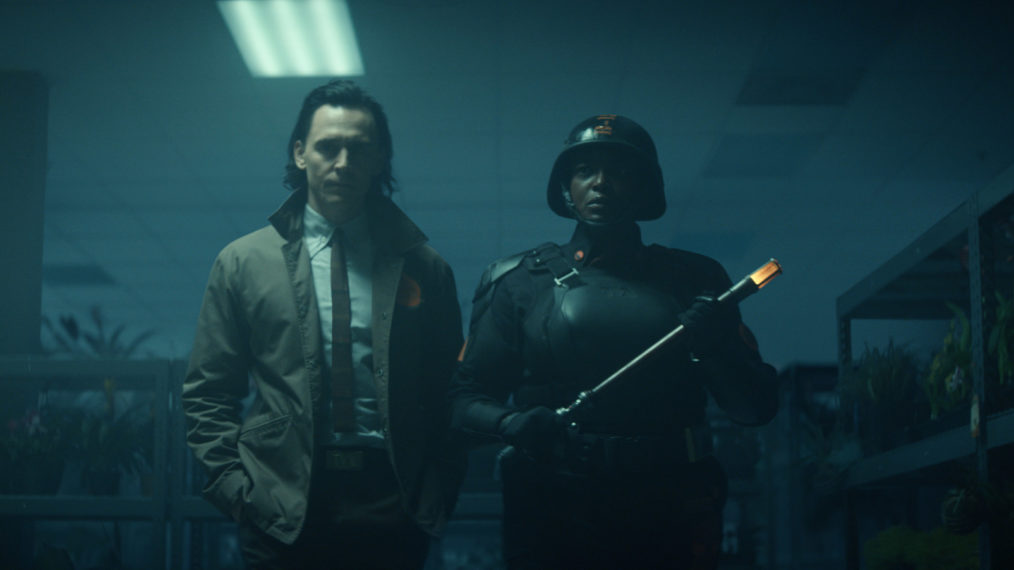 loki tom hiddleston hunter b-15 wunmi mosaku