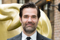 'Sexy Beasts': Rob Delaney to Narrate Costume-Based Dating Show on Netflix