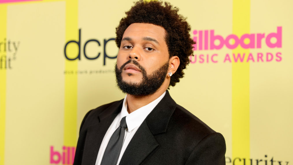 The Weeknd poses backstage for the 2021 Billboard Music Awards