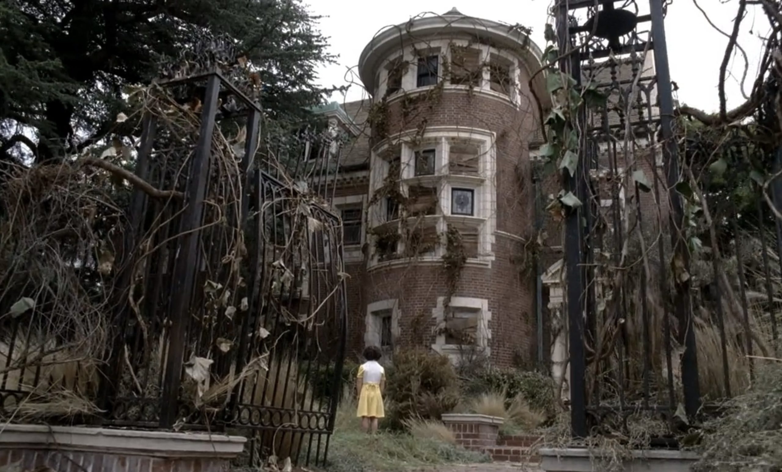 American Horror Story Murder House Season 1 Episode 1