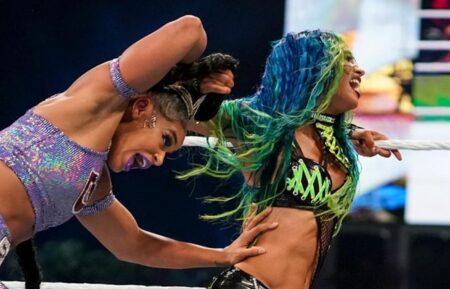 Sasha Banks and Bianca Belair in the Smackdown Championship