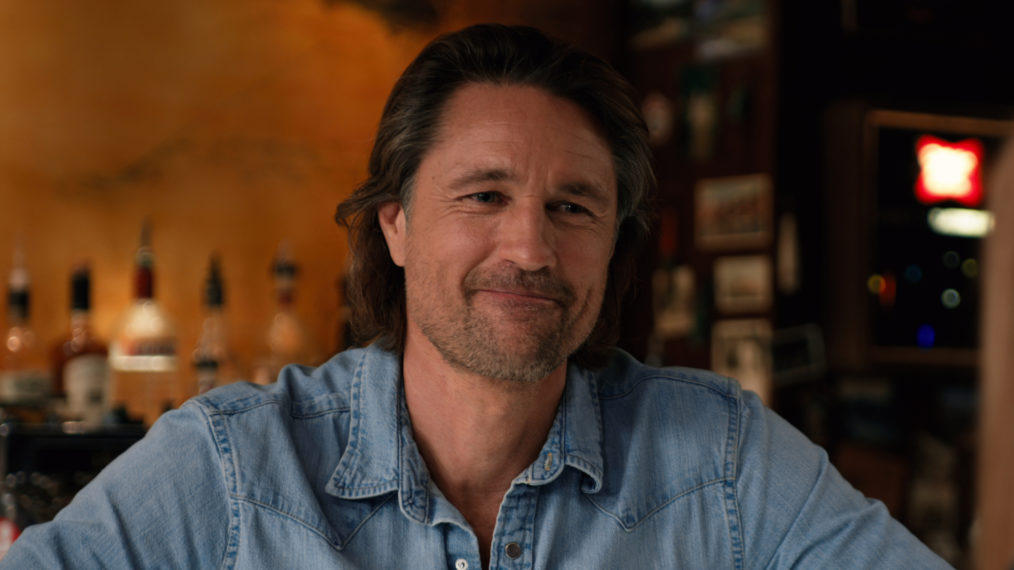 Martin Henderson as Jack Sheridan in Virgin River - Season 3, Episode 2