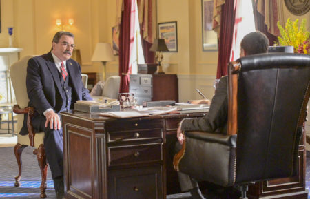 Tom Selleck as Frank Reagan, Dylan Walsh as Mayor Peter Chase in Blue Bloods