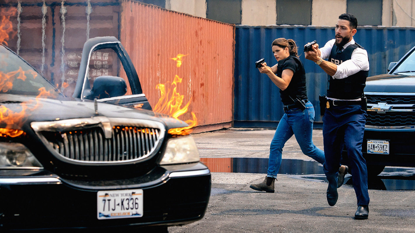 Missy Peregrym as Maggie, Zeeko Zaki as OA in FBI