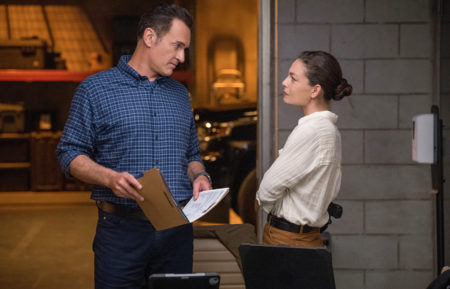 Julian McMahon as Jess, Alexa Davalas as Kristin in FBI Most Wanted