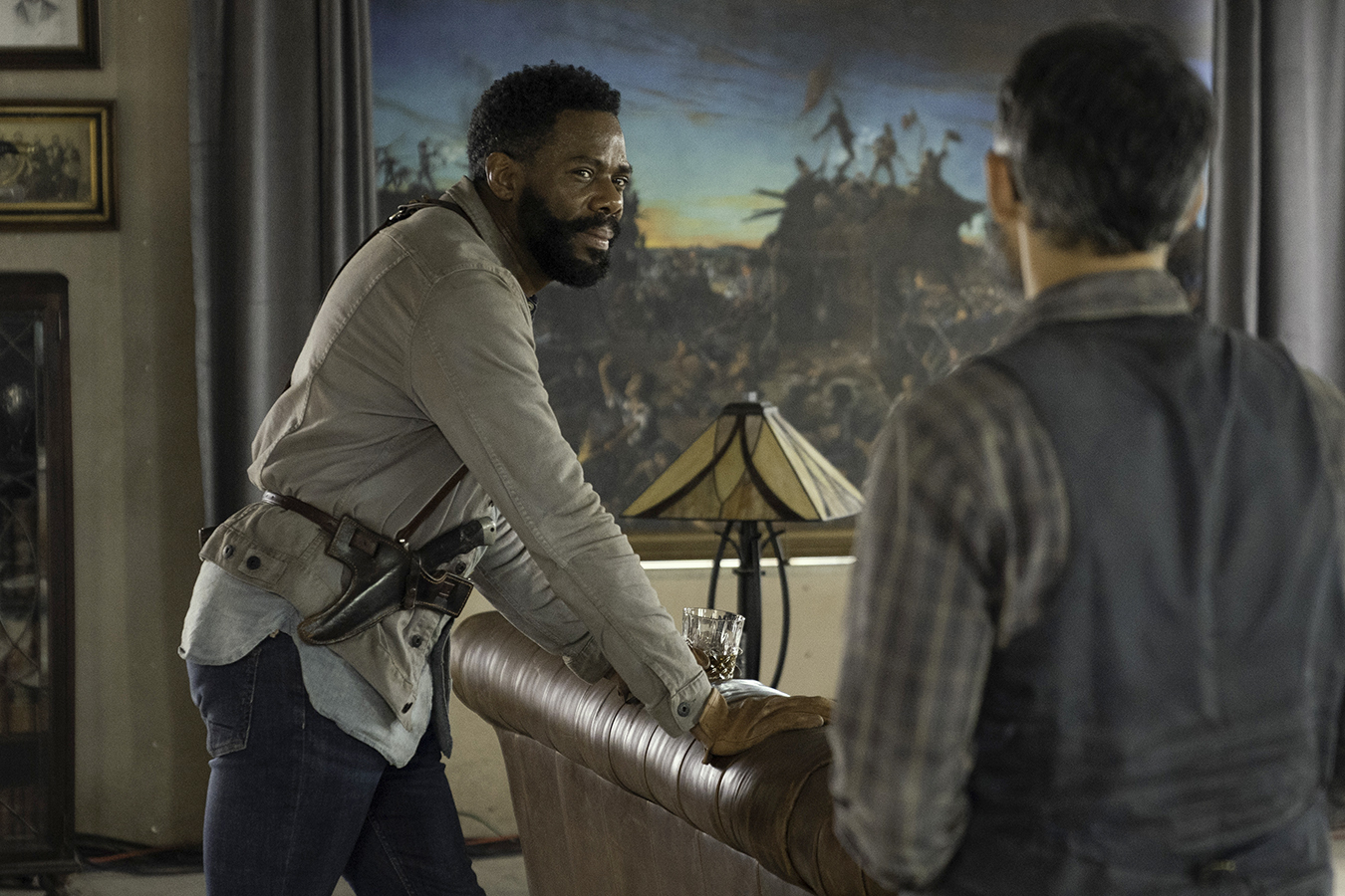 Colman Domingo as Victor Strand, Omid Abtahi as Howard in Fear the Walking Dead