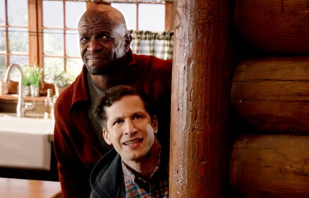 Andy Samberg and Terry Crews as Jake and Terry in Brooklyn Nine-Nine - Season 8, Episode 1 - 'The Lake House'