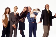 Frasier cast - Peri Gilpin, David Hyde Pierce, Jane Leeves, John Mahoney, Moose the dog, Kelsey Grammer