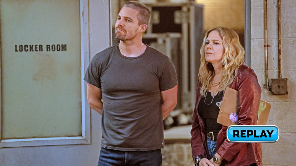 #Stephen Amell Shines in ‘Heels’