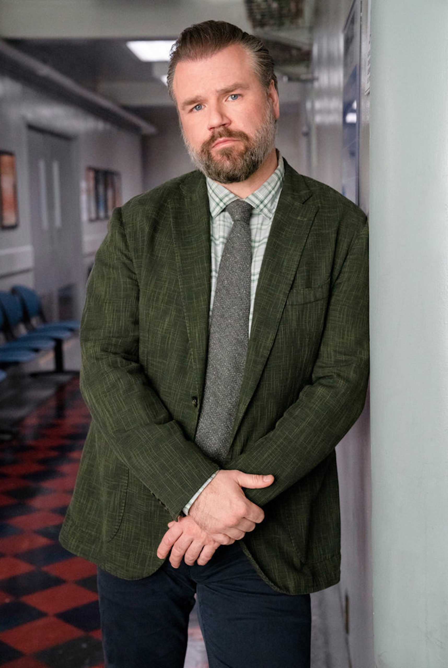 Tyler Labine as Dr. Iggy Frome in New Amsterdam