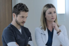 Matt Czuchry as Conrad, Emily VanCamp as Nic in The Resident