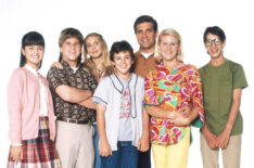 The Wonder Years - Danica McKellar, Jason Hervey, Olivia d'Abo, Fred Savage, Dan Lauria, Alley Mills, and Josh Saviano of the original Wonder Years