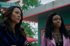 Riverdale - Robin Givens as Sierra McCoy and Ashleigh Murray as Josie McCoy