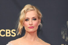 Beth Behrs at the 2021 Emmys