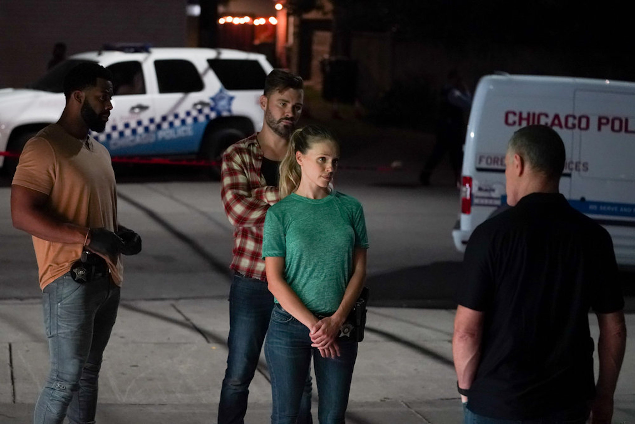 LaRoyce Hawkins as Atwater, Patrick John Flueger as Ruzek, Tracy Spiridakos as Upton in Chicago PD