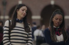 Zion Moreno as Luna and Savannah Lee Smith as Monet in Gossip Girl