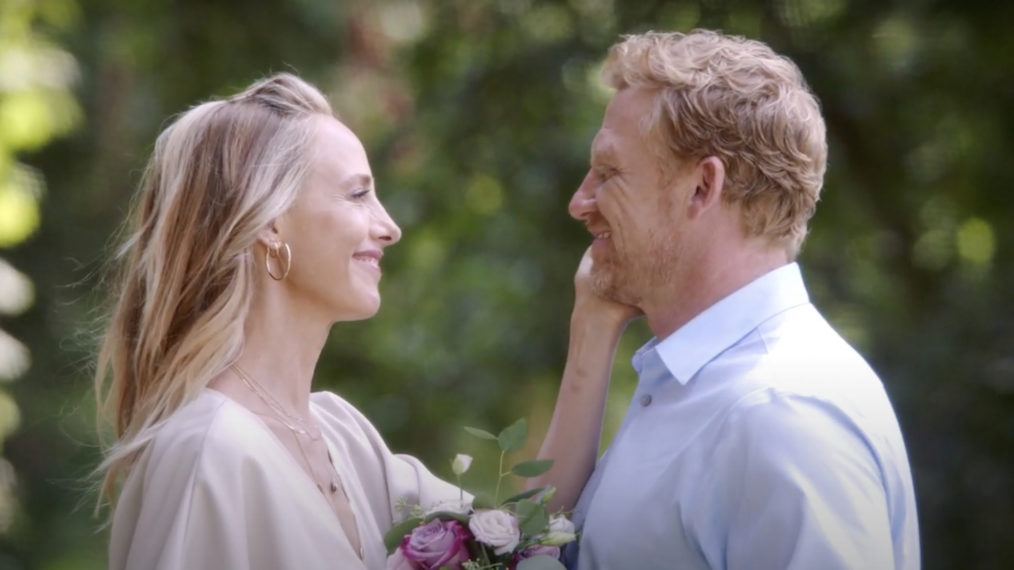 Kim Raver as Teddy, Kevin McKidd as Owen in Grey's Anatomy