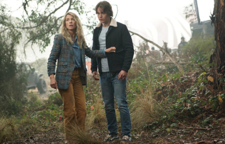 Natalie Zea as Eve, Jack Martin as Josh in La Brea - Season 1