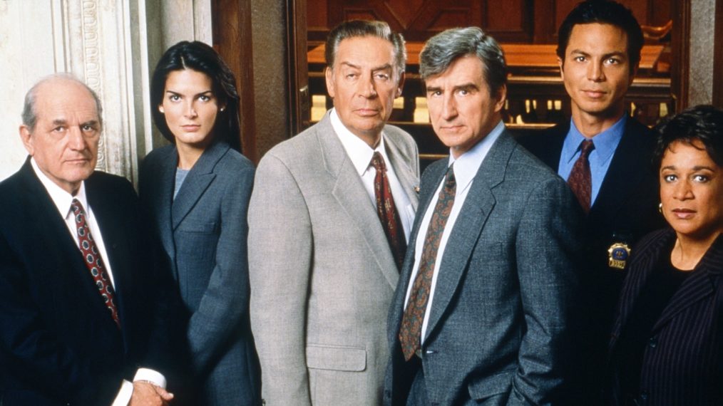 Steven Hill, Angie Harmon, Jerry Orbach, Sam Waterston, Benjamin Bratt, S. Epatha Merkerson in Law & Order