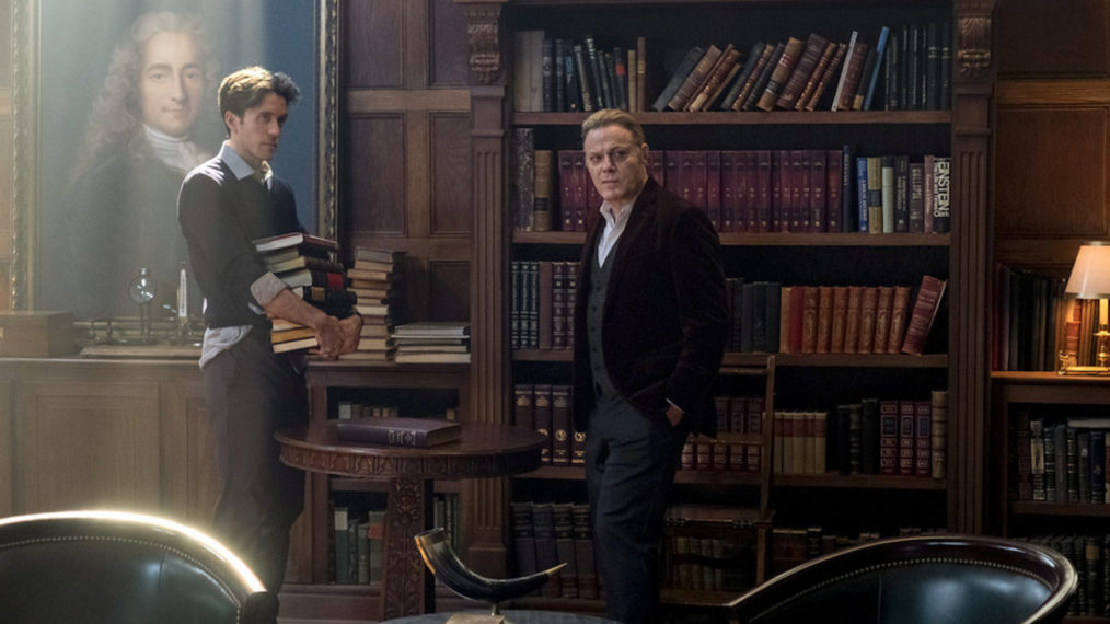 Ashley Zukerman as Robert Langdon, Eddie Izzard as Peter Solomon in Dan Brown's The Lost Symbol