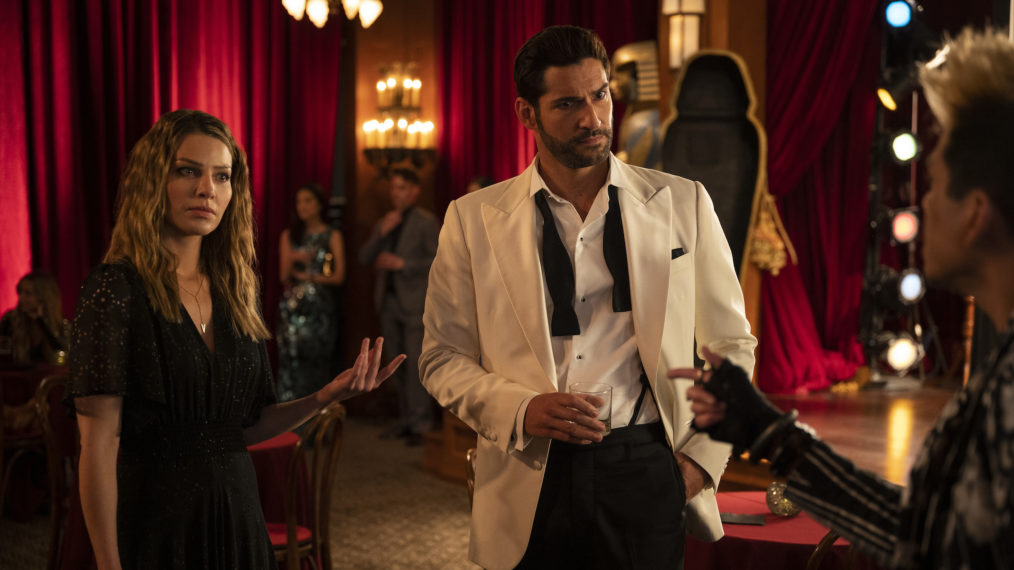 Lauren German as Chloe, Tom Ellis as Lucifer in Lucifer