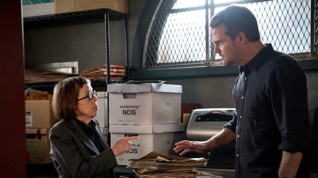 Linda Hunt as Hetty, Chris O'Donnell as Callen in NCIS Los Angeles