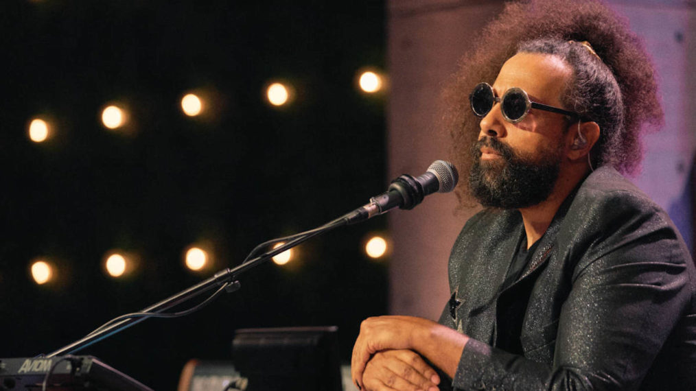 #Who Is the Emmys DJ Reggie Watts?