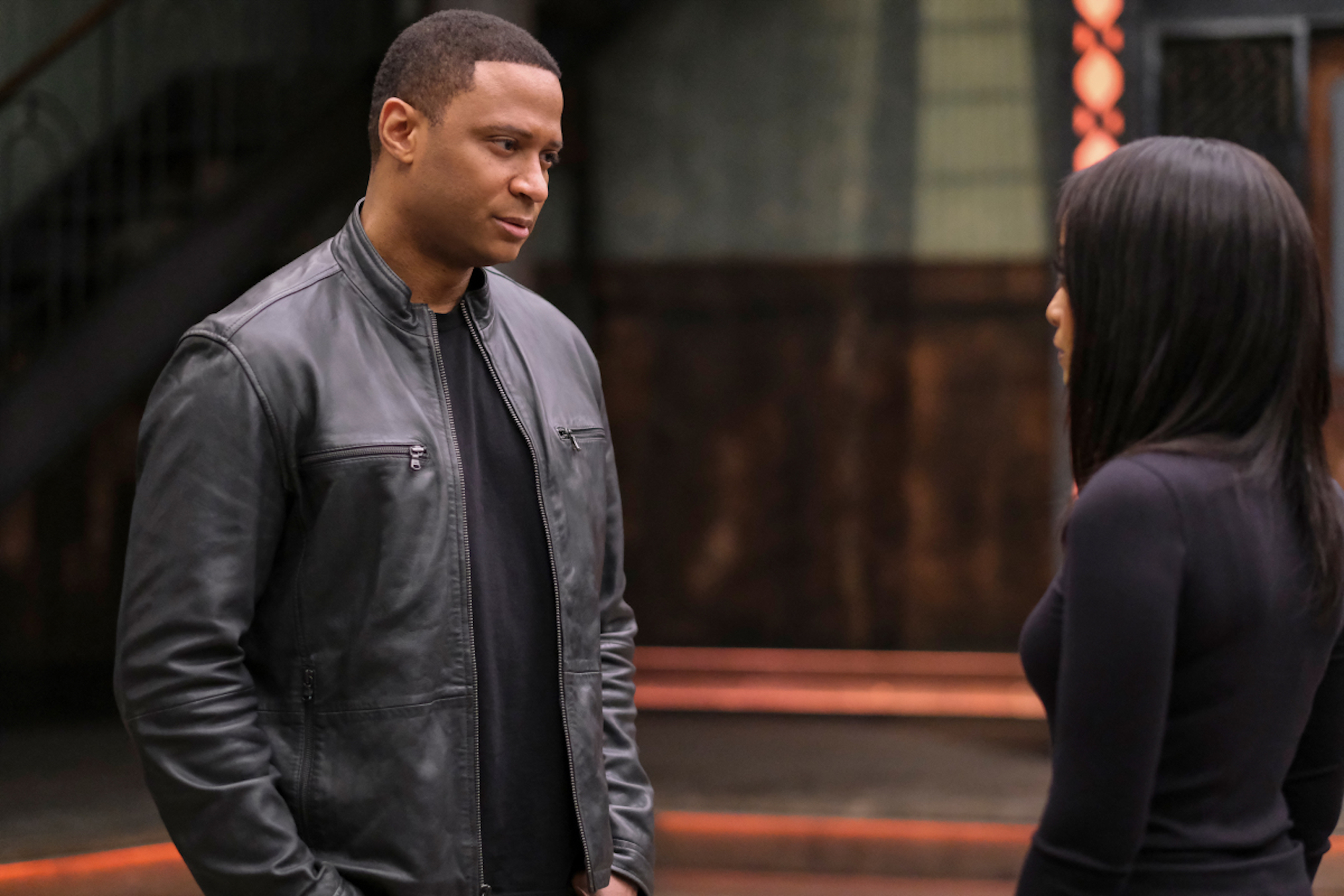 David Ramsey as John Diggle, Azie Tesfai as Kelly Olsen in Supergirl