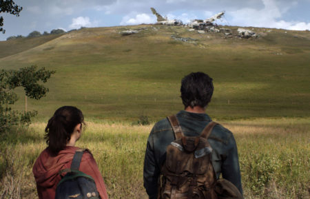 Bella Ramsey and Pedro Pascal in The Last of Us first look image