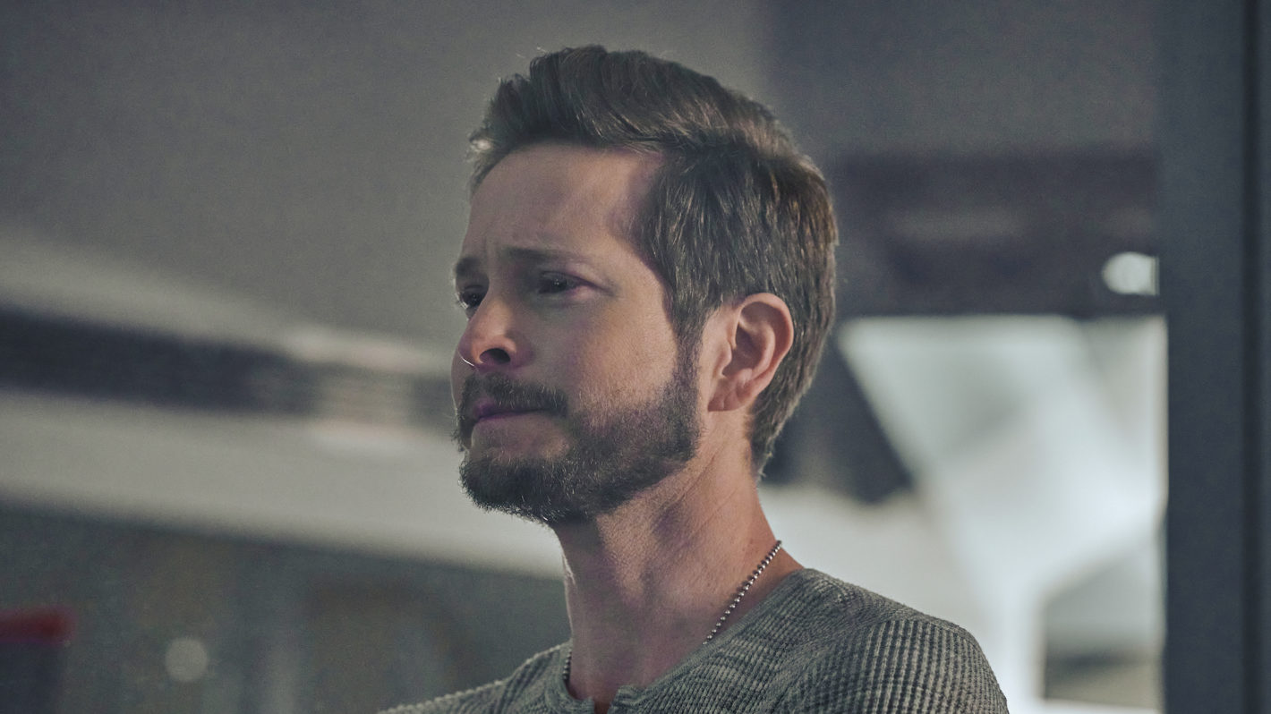 Matt Czuchry as Conrad in The Resident