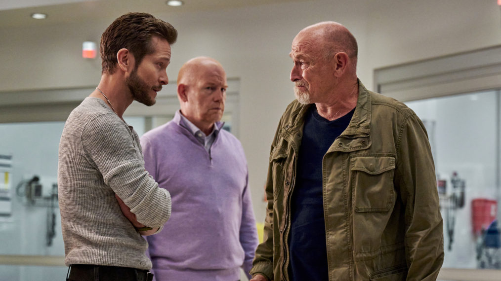 Matt Czuchry as Conrad, Glenn Morshower as Marshall, Corbin Bernsen as Kyle in The Resident