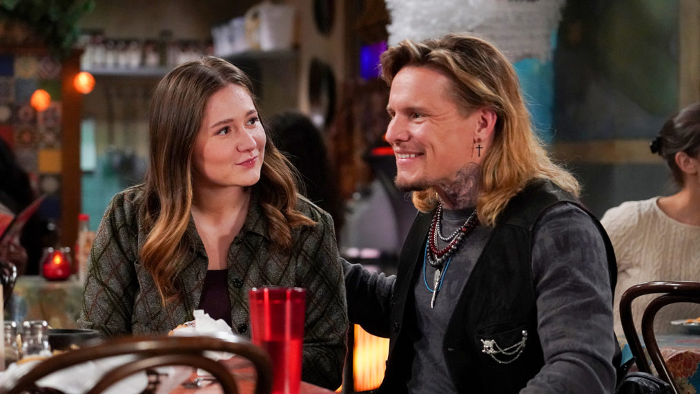 Emma Kenney and Tony Cavalero in The Connors