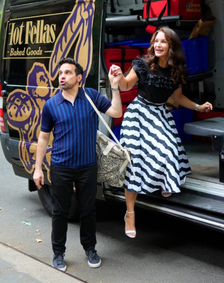 And Just Like that Mario Cantone and Kristin Davis