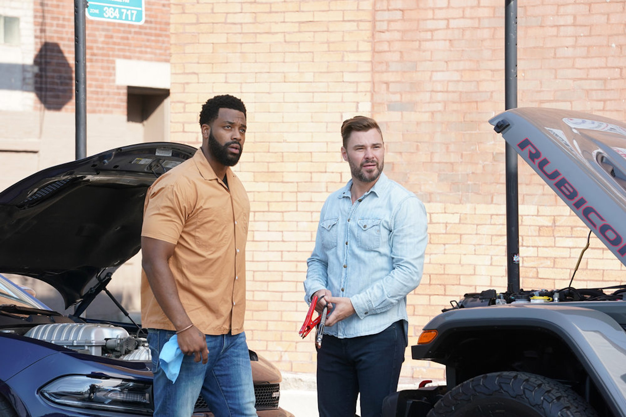 LaRoyce Hawkins as Atwater, Patrick John Flueger as Ruzek in Chicago PD