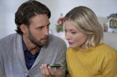 Steve Lund, Kaitlin Doubleday in Debbie Macomber's A Mrs. Miracle Christmas