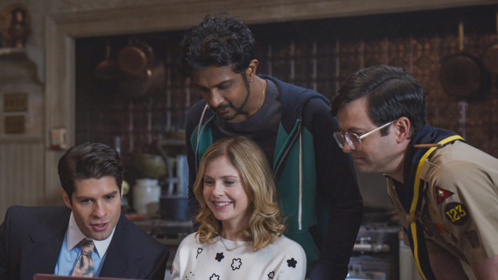 Asher Grodman, Rose McIver, Utkarsh Ambudkar, Richie Moriarty in Ghosts